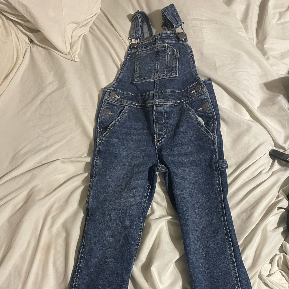 Toddler Unisex relaxed fit overalls. Worn once for Easter pictures.